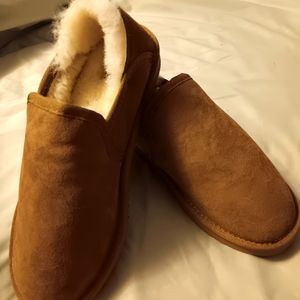 DEARFOAM GENUINE SHEARLING MENS SLIPPERS - SIZE 12 - NIB